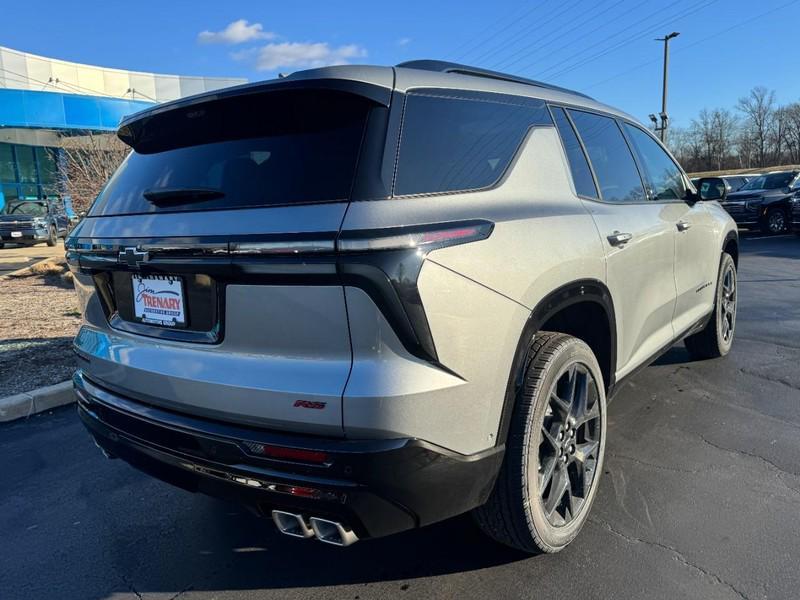 new 2026 Chevrolet Traverse car, priced at $55,770