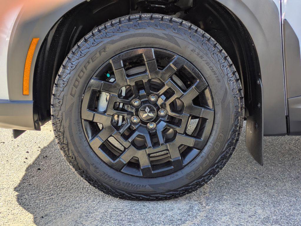 new 2026 Mitsubishi Outlander car, priced at $44,700