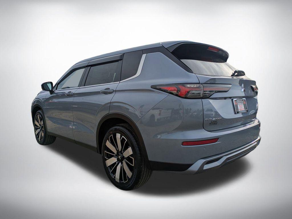 new 2026 Mitsubishi Outlander car, priced at $40,910