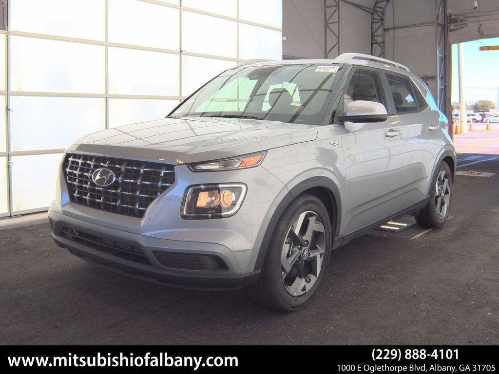 used 2025 Hyundai Venue car, priced at $19,389