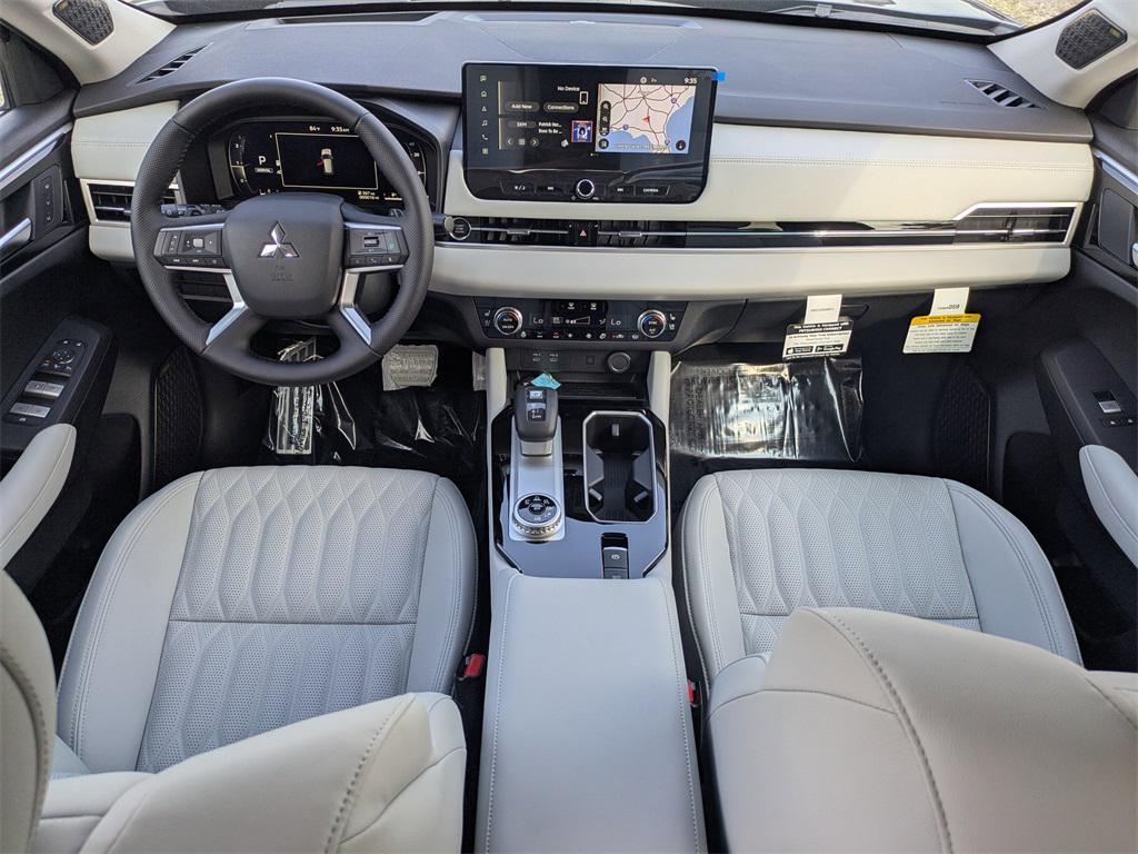 new 2025 Mitsubishi Outlander car, priced at $38,590