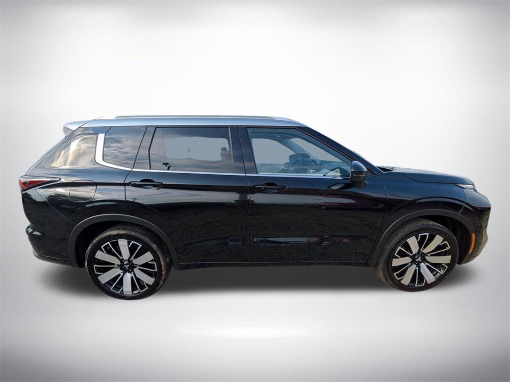 new 2025 Mitsubishi Outlander car, priced at $38,590