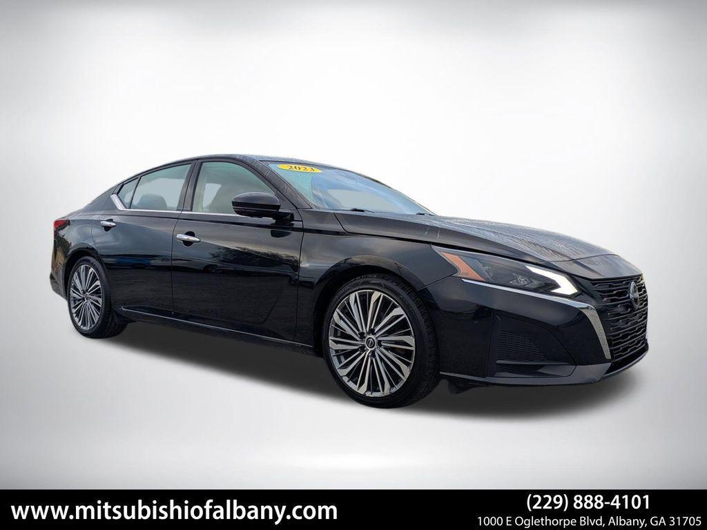 used 2023 Nissan Altima car, priced at $20,689