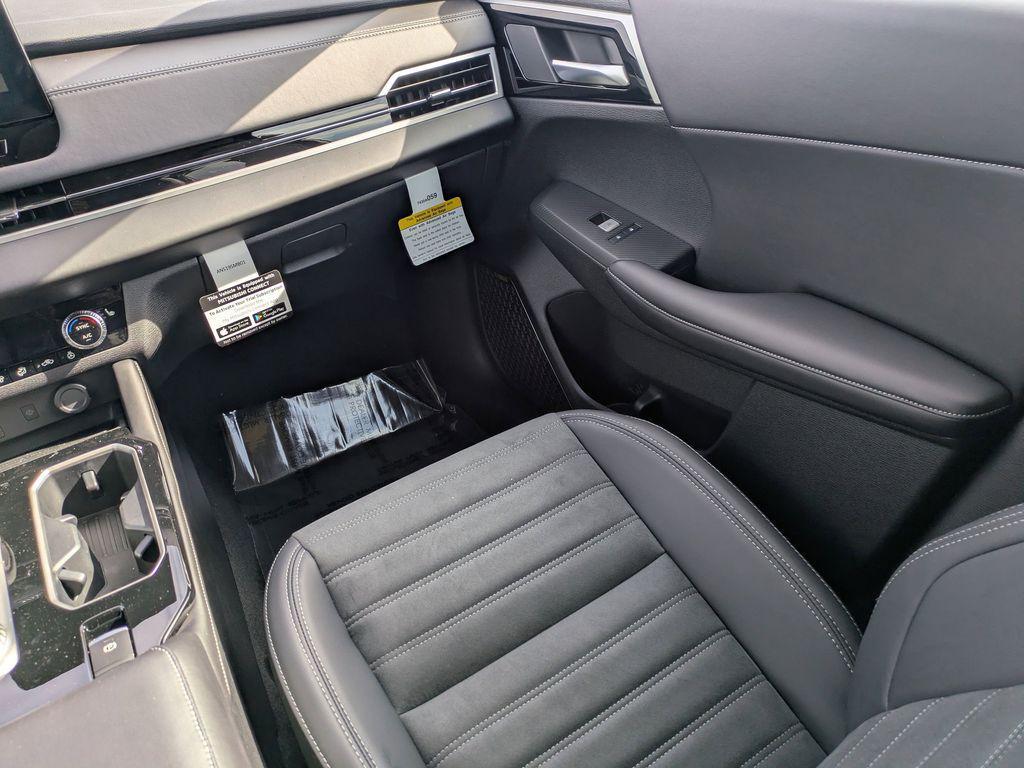 new 2026 Mitsubishi Outlander car, priced at $44,075