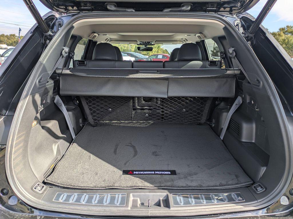 new 2026 Mitsubishi Outlander car, priced at $44,075