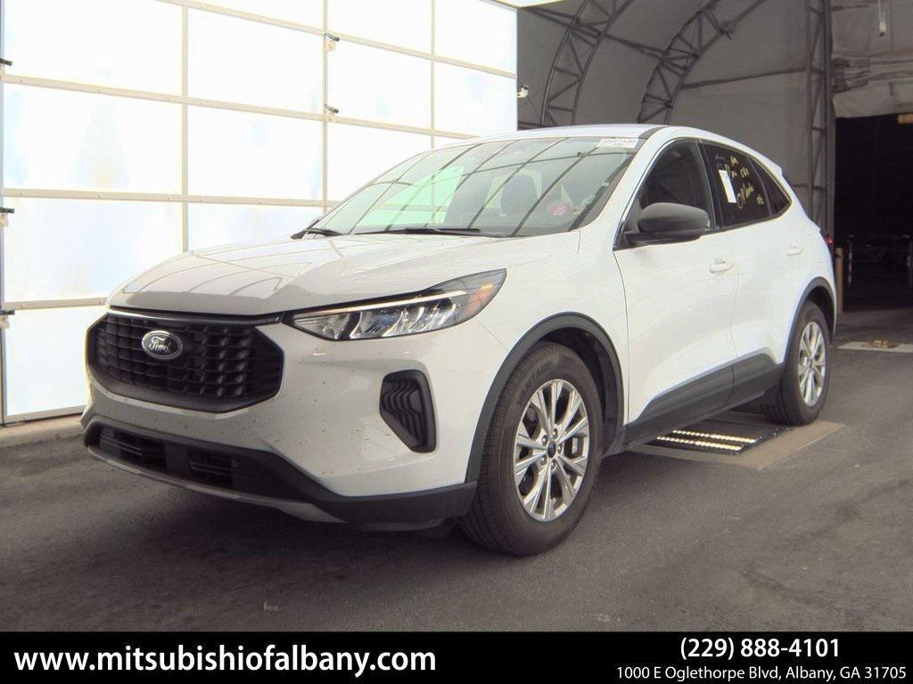 used 2023 Ford Escape car, priced at $20,085