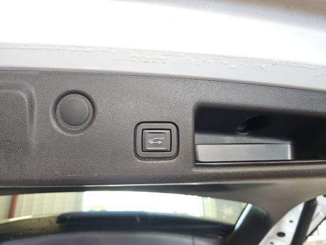 used 2023 Chevrolet Equinox car, priced at $21,921