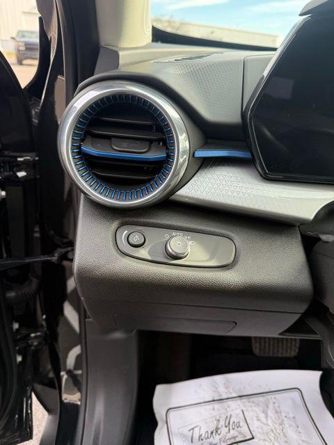 used 2025 Chevrolet Trax car, priced at $23,620