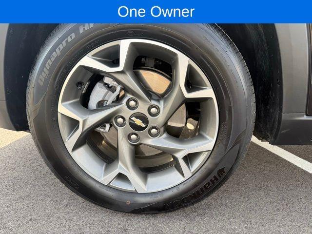 used 2025 Chevrolet Trax car, priced at $23,620