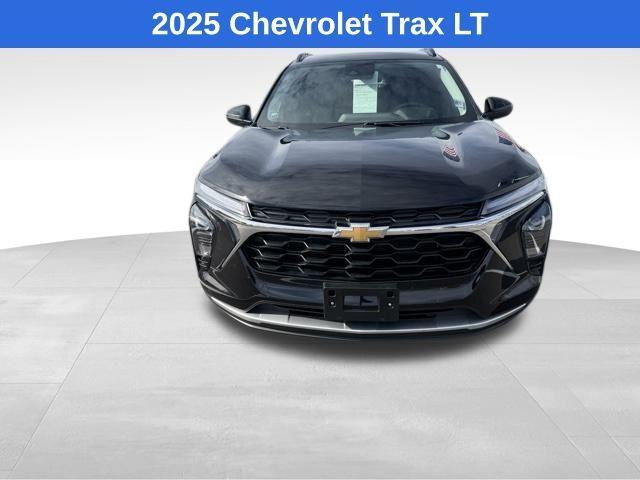 used 2025 Chevrolet Trax car, priced at $23,620