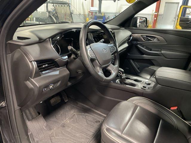 used 2023 Chevrolet Traverse car, priced at $37,998