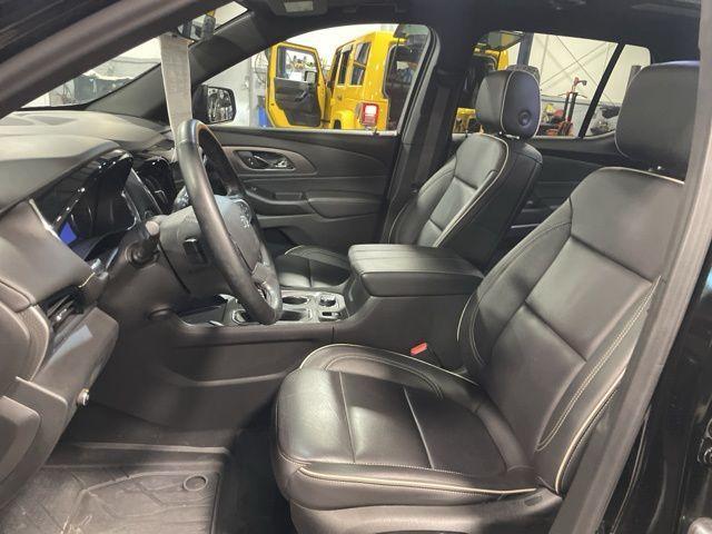 used 2023 Chevrolet Traverse car, priced at $37,998