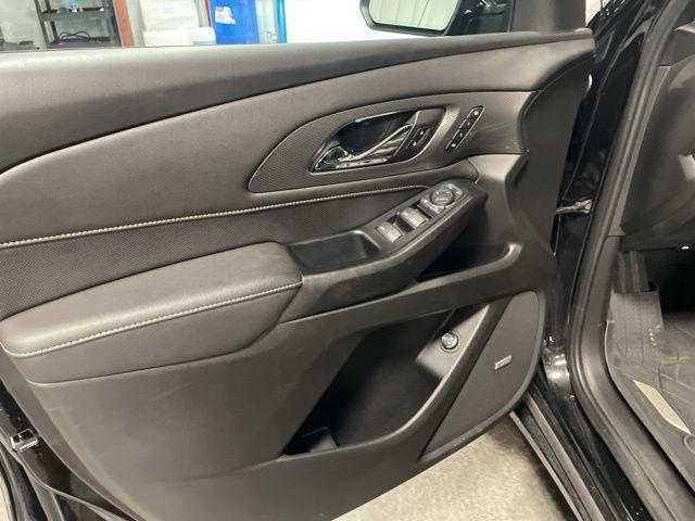 used 2023 Chevrolet Traverse car, priced at $37,998
