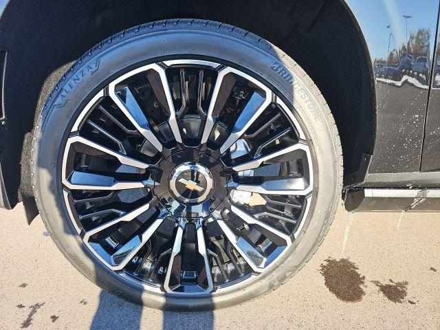 new 2026 Chevrolet Suburban car, priced at $96,910