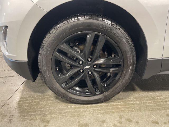 used 2021 Chevrolet Equinox car, priced at $17,222