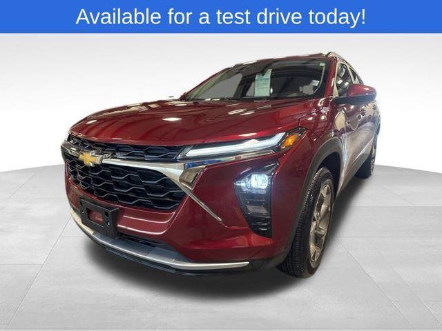 used 2025 Chevrolet Trax car, priced at $22,878