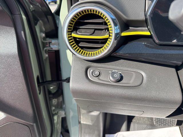 new 2026 Chevrolet Trax car, priced at $26,762