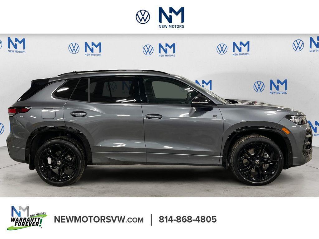 new 2026 Volkswagen Tiguan car, priced at $39,490