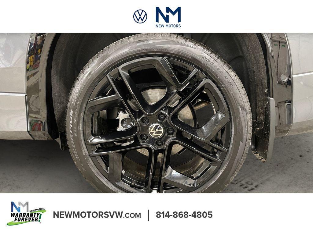 new 2026 Volkswagen Tiguan car, priced at $39,490