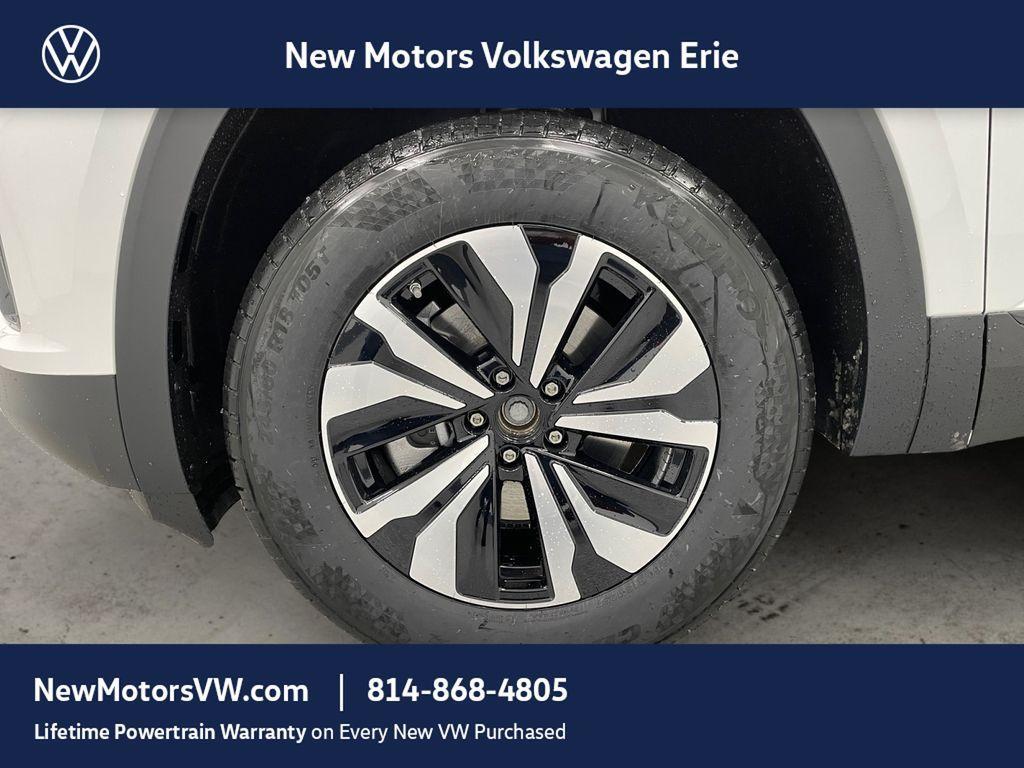 new 2026 Volkswagen Atlas Cross Sport car, priced at $37,920