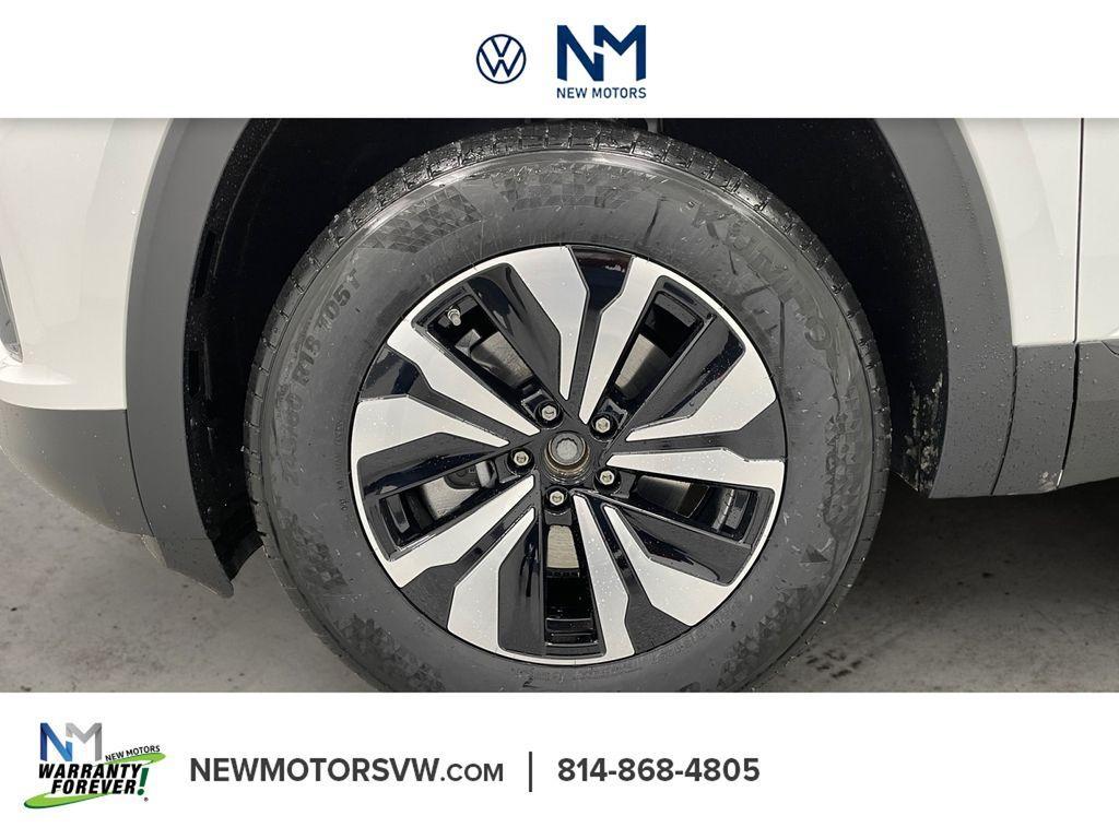 new 2026 Volkswagen Atlas Cross Sport car, priced at $38,920