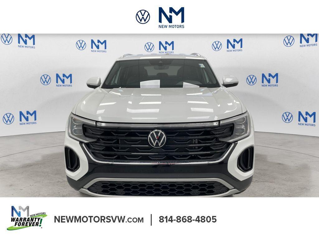 new 2026 Volkswagen Atlas Cross Sport car, priced at $38,920