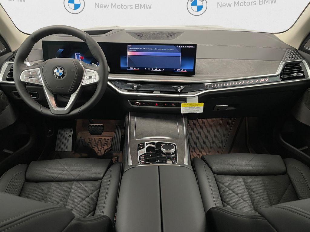 new 2026 BMW X7 car, priced at $94,805