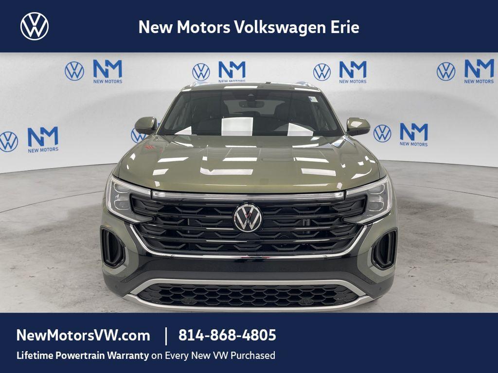 new 2026 Volkswagen Atlas Cross Sport car, priced at $42,938