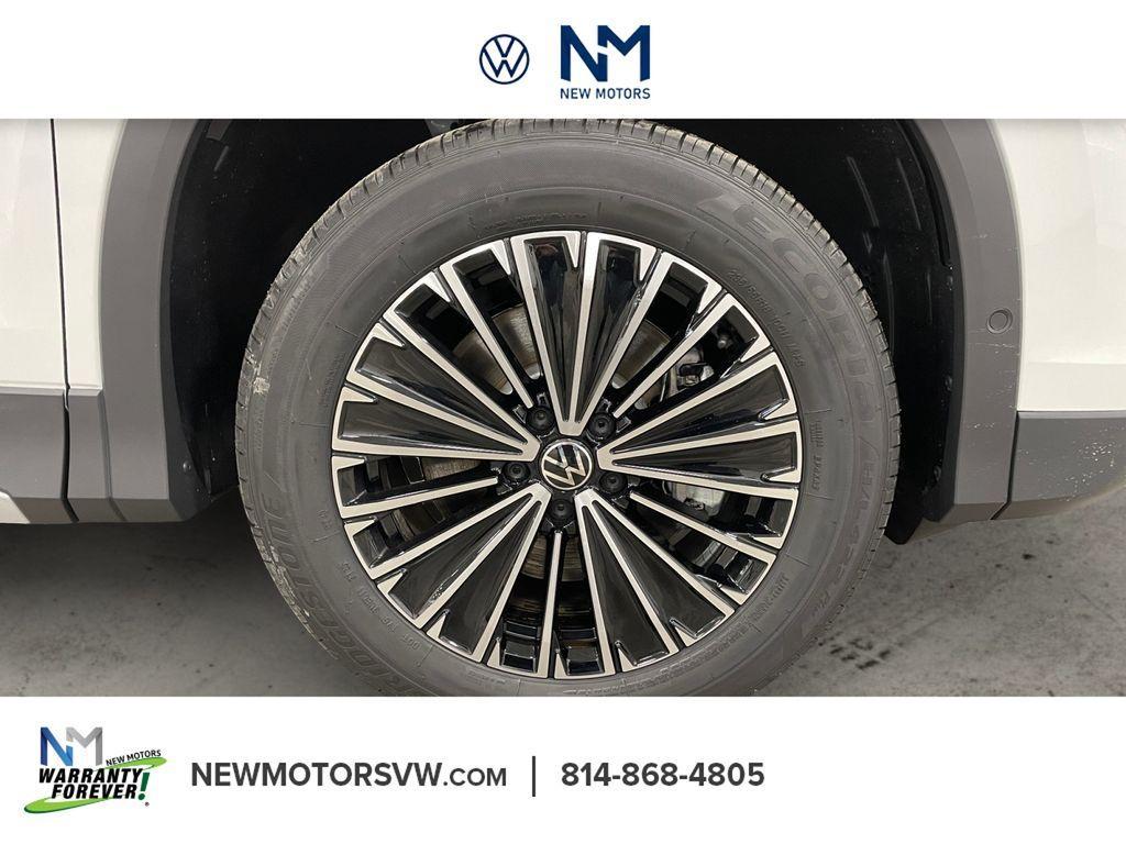 new 2026 Volkswagen Tiguan car, priced at $33,463