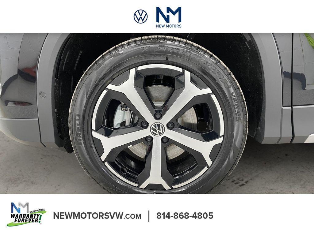 new 2026 Volkswagen Tiguan car, priced at $36,648