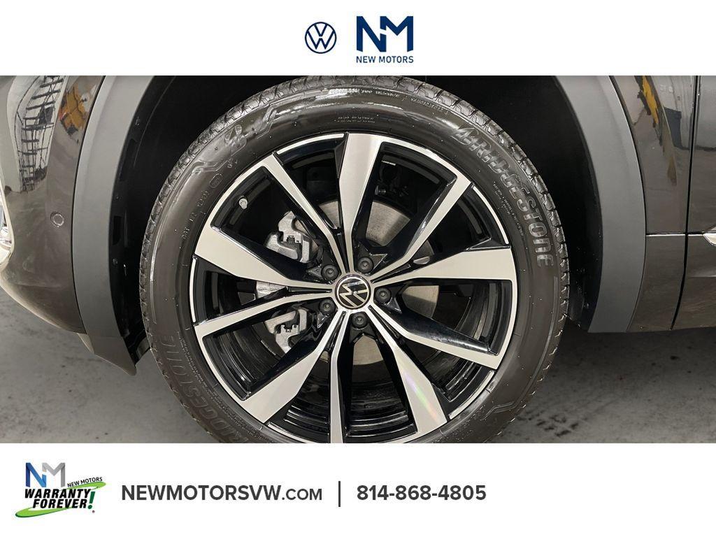 new 2026 Volkswagen Atlas car, priced at $52,277