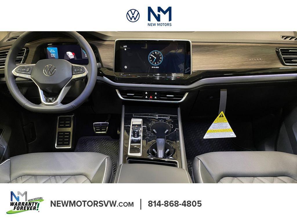 new 2026 Volkswagen Atlas car, priced at $52,277