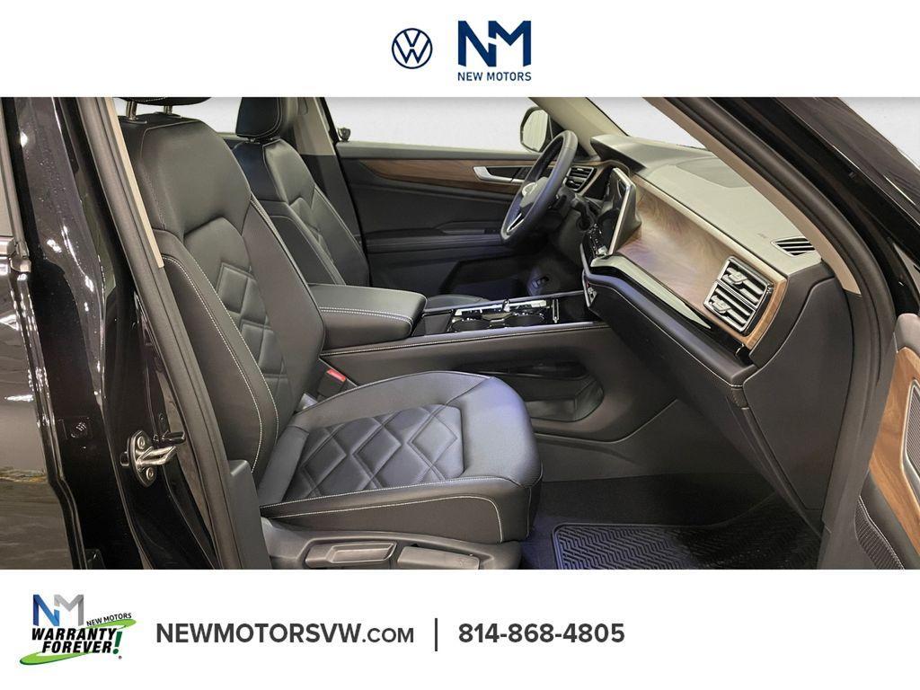 new 2026 Volkswagen Atlas car, priced at $44,441