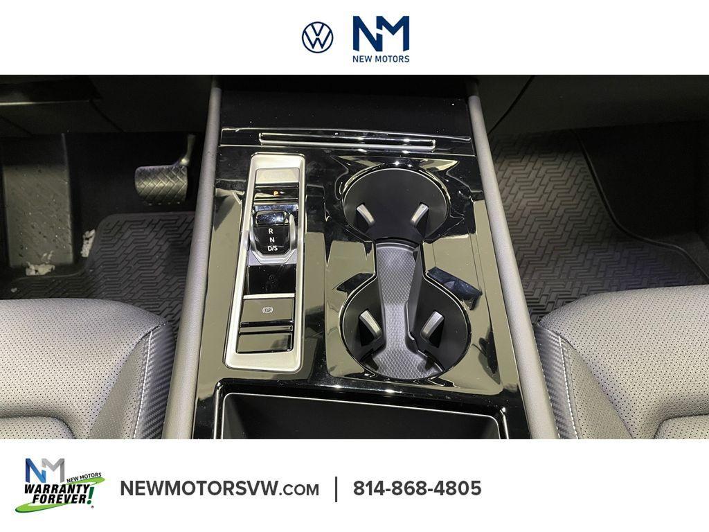 new 2026 Volkswagen Atlas Cross Sport car, priced at $44,129