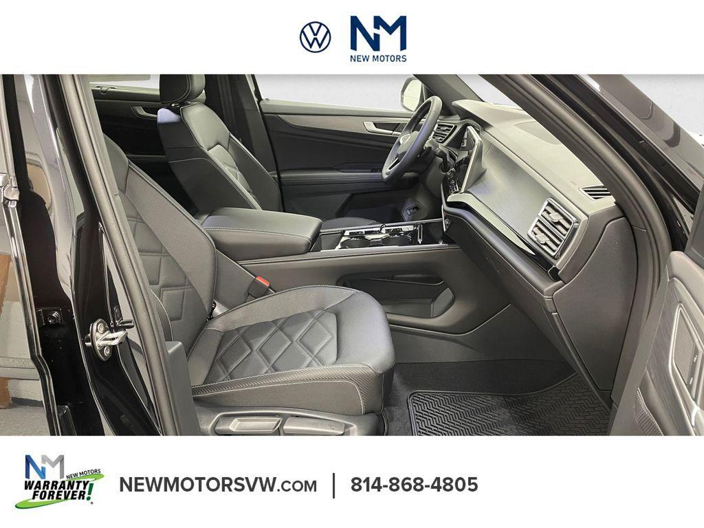 new 2026 Volkswagen Atlas Cross Sport car, priced at $44,129