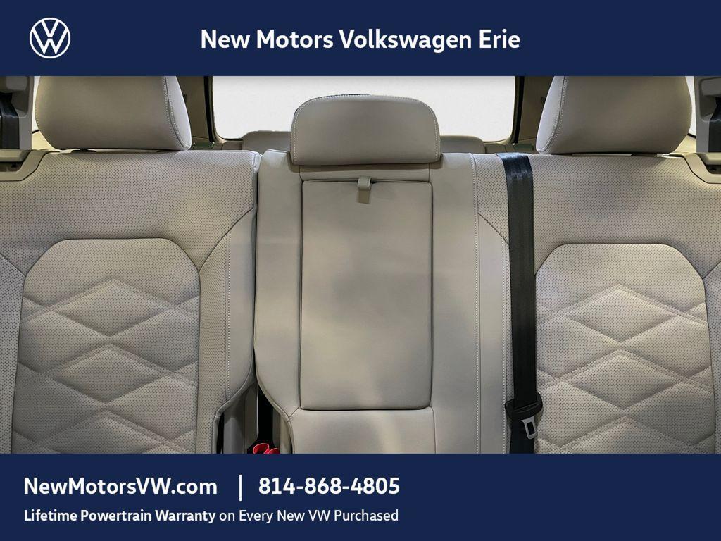 new 2026 Volkswagen Atlas car, priced at $43,343
