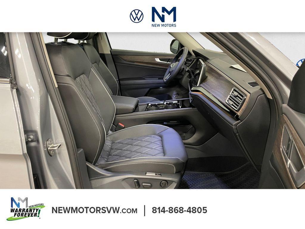 new 2026 Volkswagen Atlas car, priced at $53,551