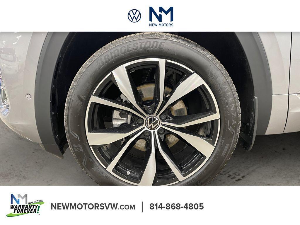 new 2026 Volkswagen Atlas car, priced at $53,551
