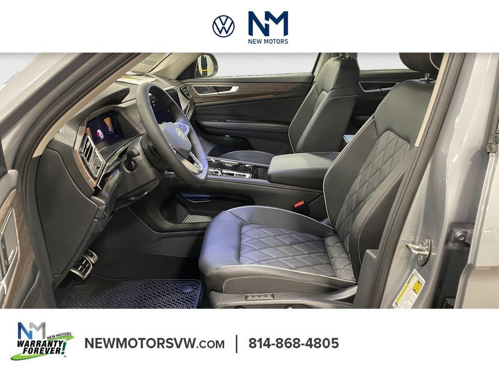 new 2026 Volkswagen Atlas car, priced at $53,551