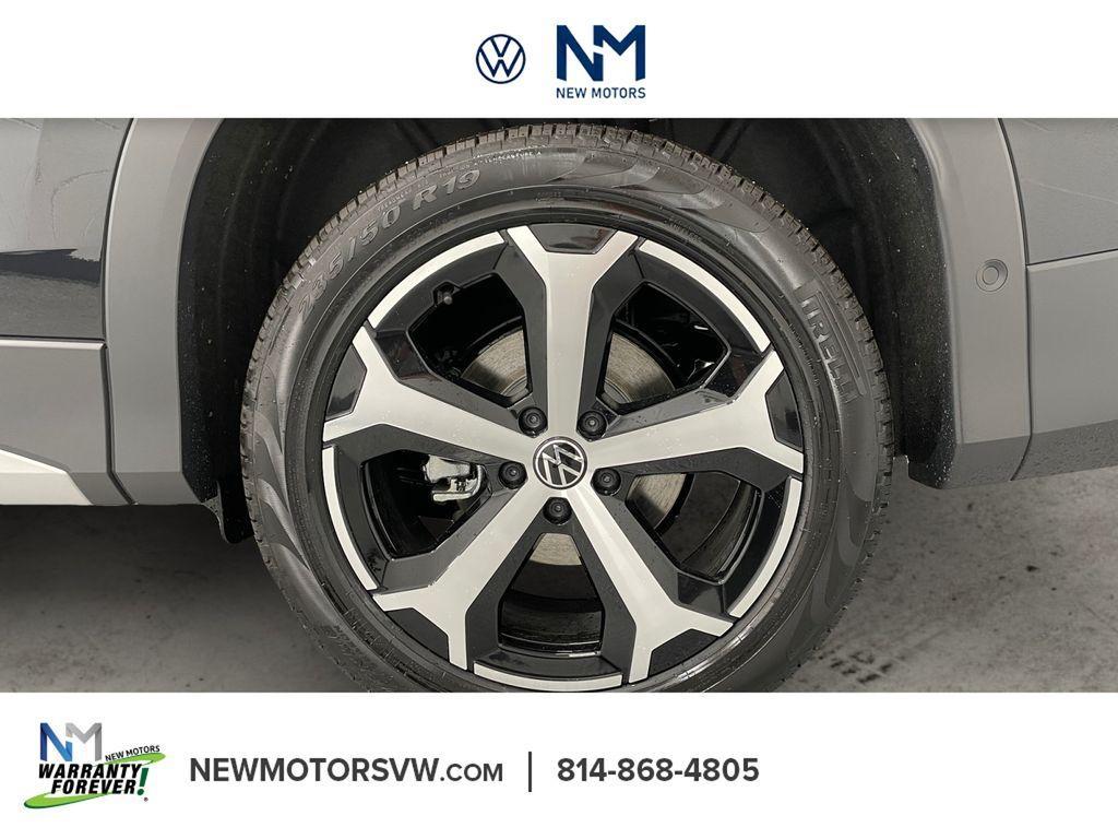 new 2026 Volkswagen Tiguan car, priced at $36,648