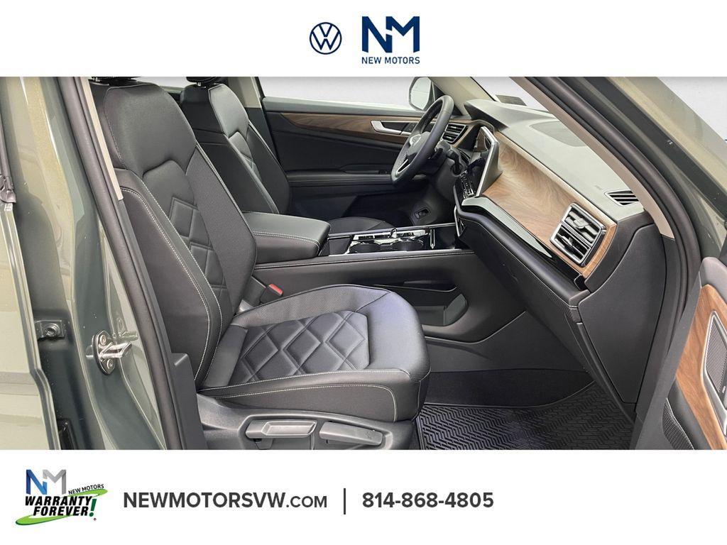 new 2026 Volkswagen Atlas car, priced at $45,100