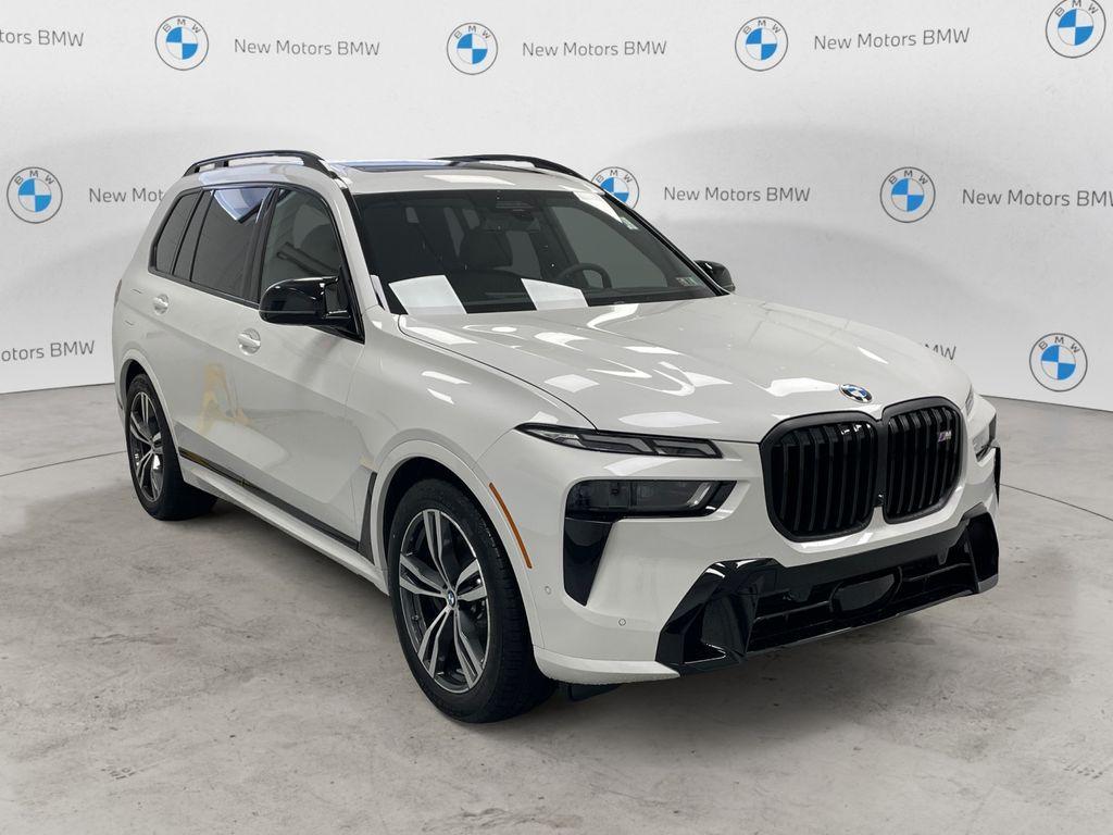 new 2026 BMW X7 car, priced at $122,585