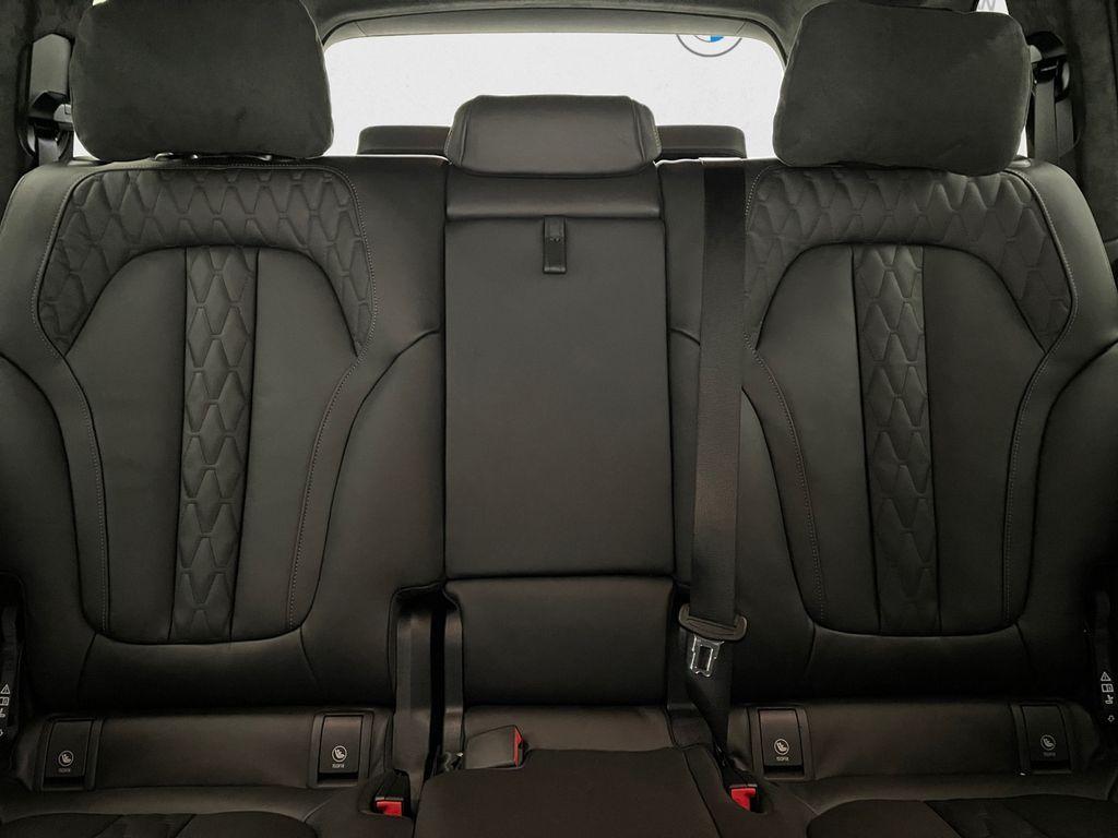 new 2026 BMW X7 car, priced at $122,585