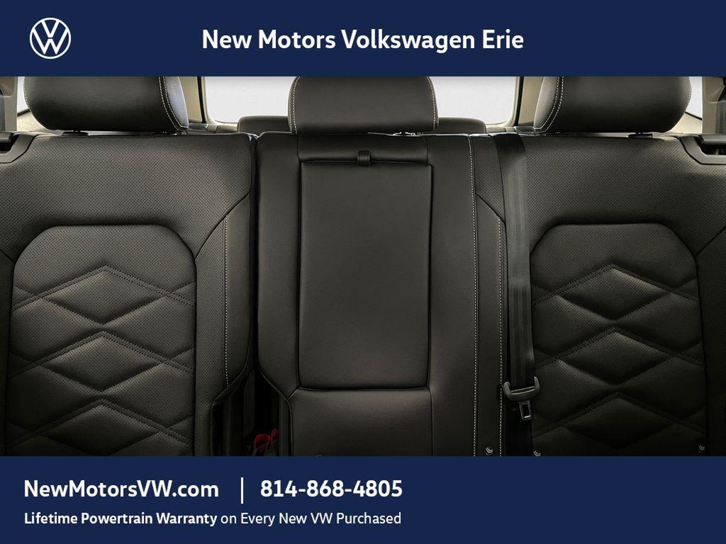 new 2026 Volkswagen Atlas car, priced at $43,501