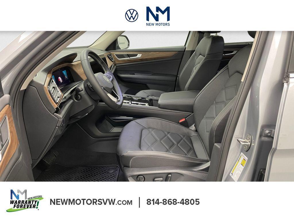 new 2026 Volkswagen Atlas car, priced at $44,001