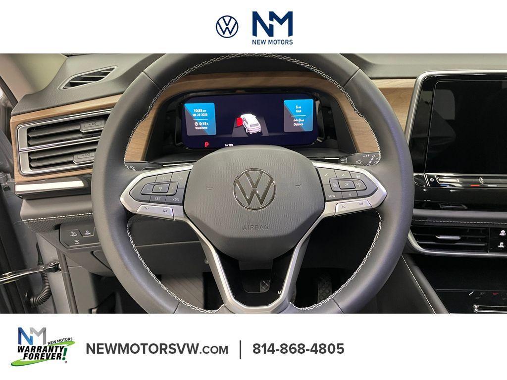 new 2026 Volkswagen Atlas car, priced at $44,001