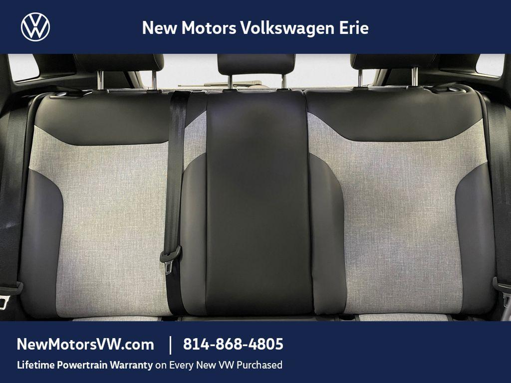 new 2025 Volkswagen ID.4 car, priced at $41,090
