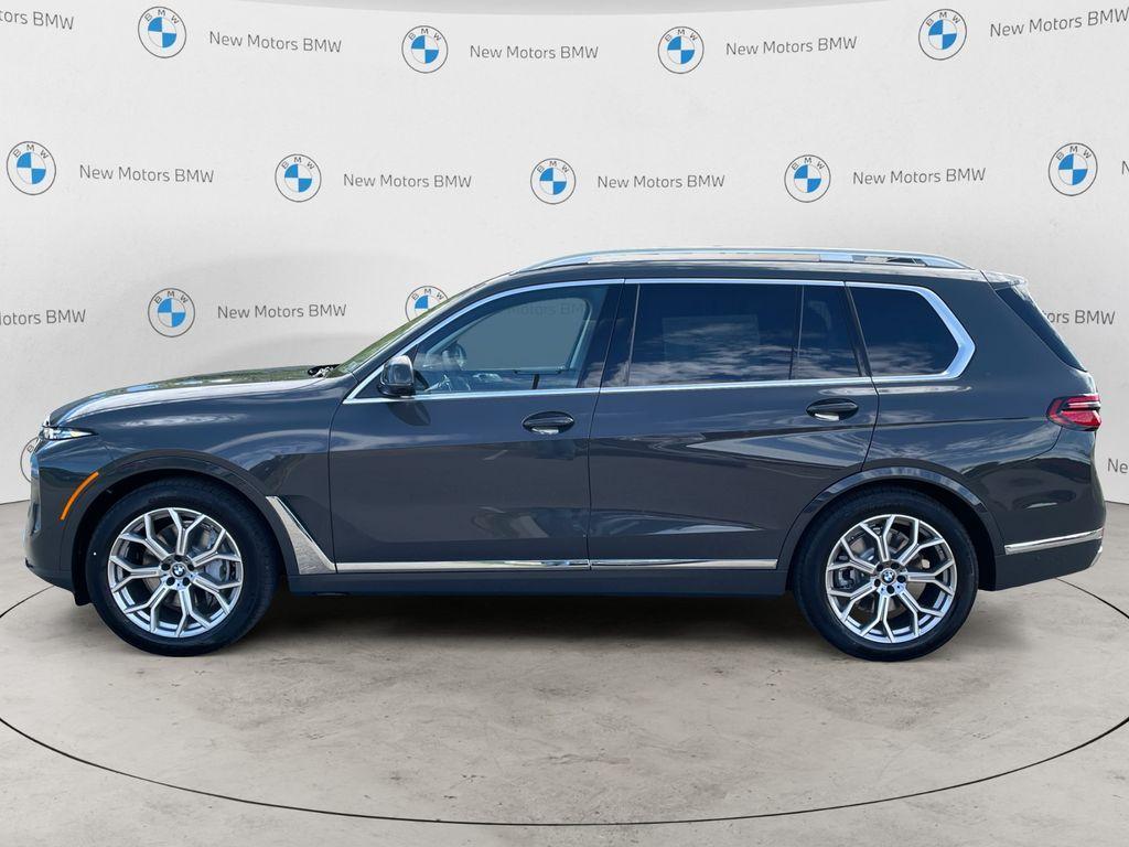 new 2026 BMW X7 car, priced at $98,035