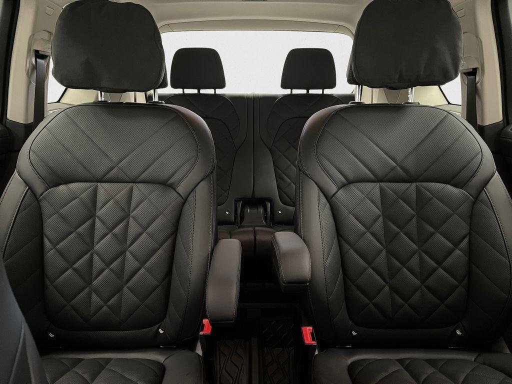 new 2026 BMW X7 car, priced at $98,035