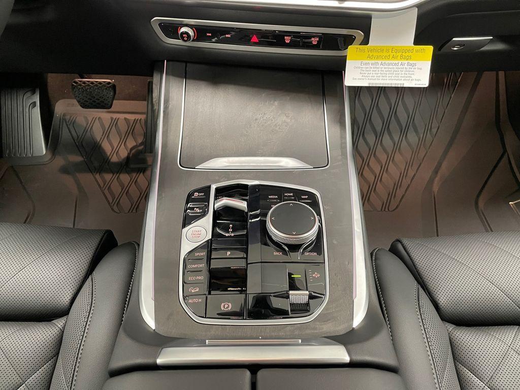 new 2026 BMW X7 car, priced at $98,035